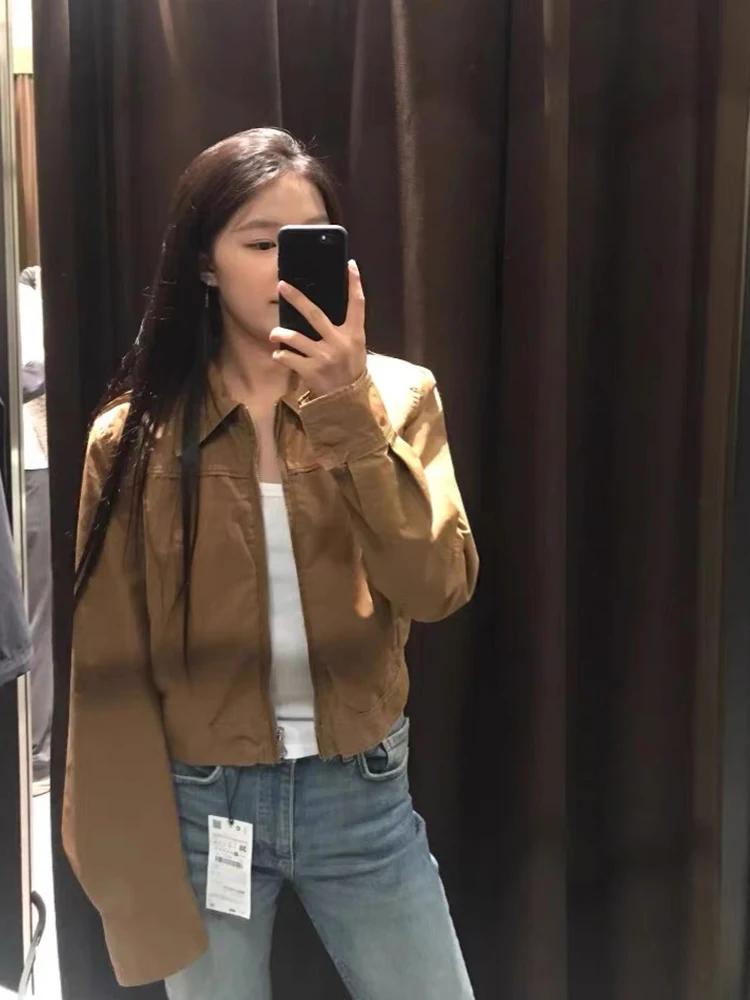 Рисунок 4 - Осенне-зимняя женская куртка из