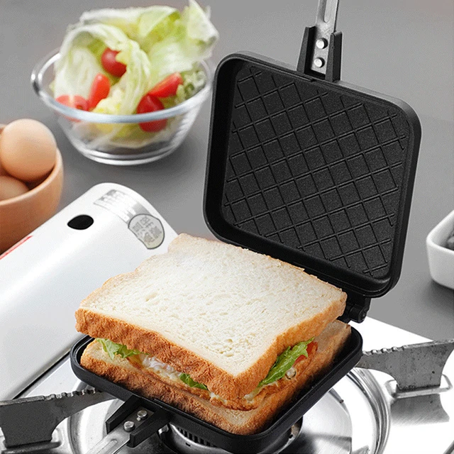 1pc Sandwich Maker Breakfast Sandwich Maker Mini Pie Maker, Hot Dog Toaster  With Detachable Handles And Two-tone Design