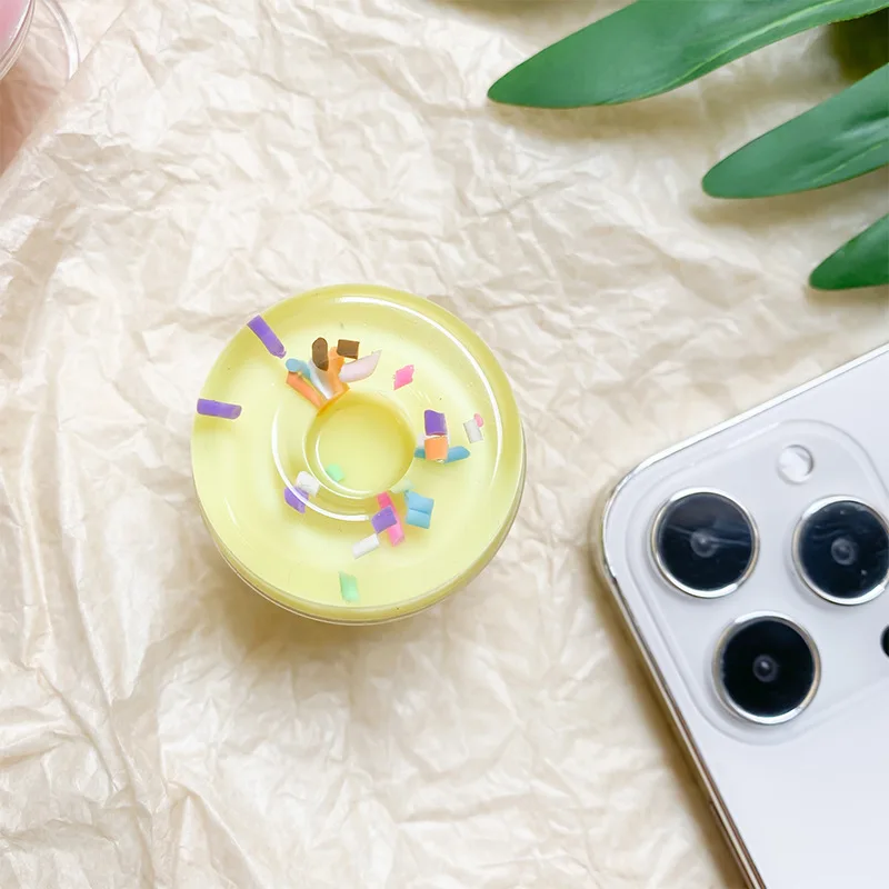Grips Tok Pop Phone 3D Grip Sockets Holder Finger Creative donut phone holder with retractable and foldable buckle on the back