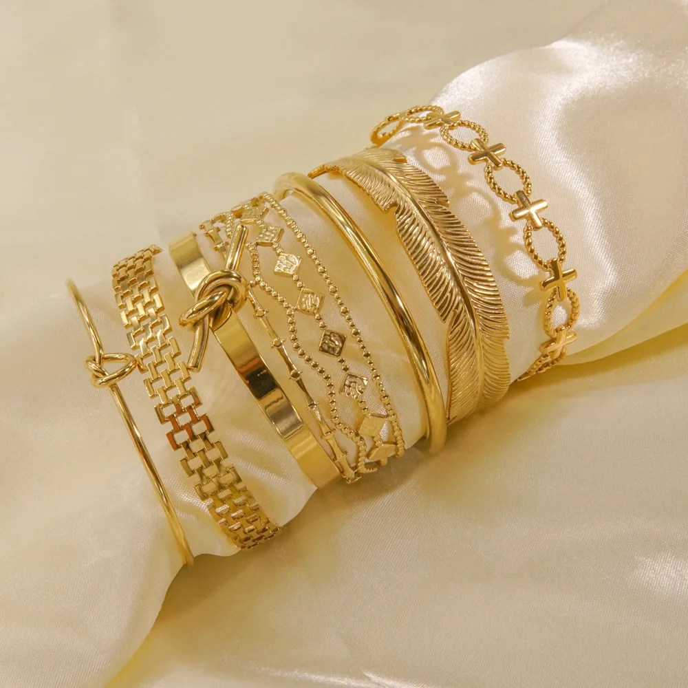 Stainless Steel Bangles Bracelet for Women Luxury Gold Color Cuff Bracelet Femme Fashion Wedding Jewelry Valentines Day Gift 2
