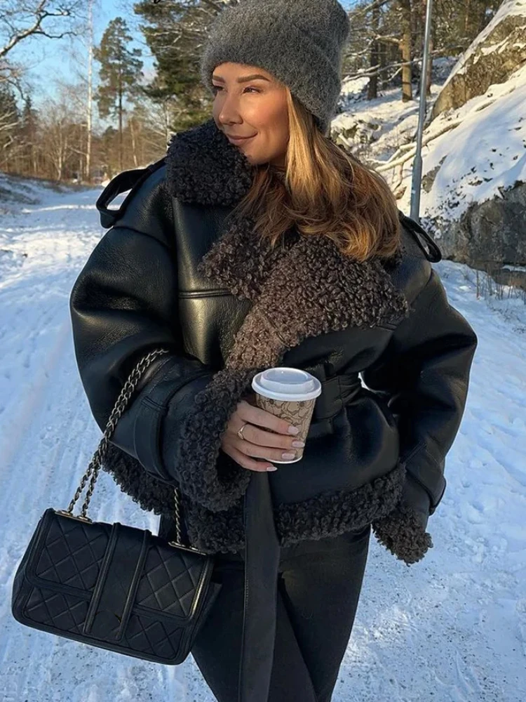 Vintage Patchwork Fur Leather Coats Women Lapel Lace Up Long Sleeve Thicken Warm Jacket 2025 Winter Lady New Streetwear Overcoat 2