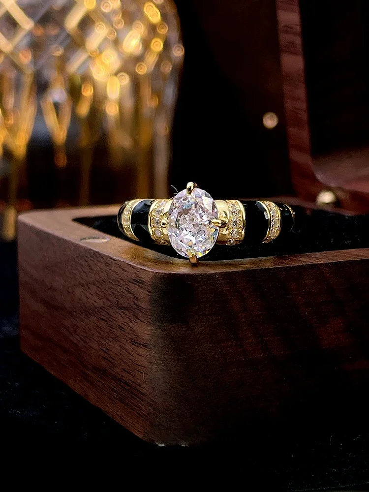 

2024 дропшиппинг глазурованное яйцо в форме белого бриллианта разбитое ледяное искусственное серебряное кольцо с высоким содержанием углерода