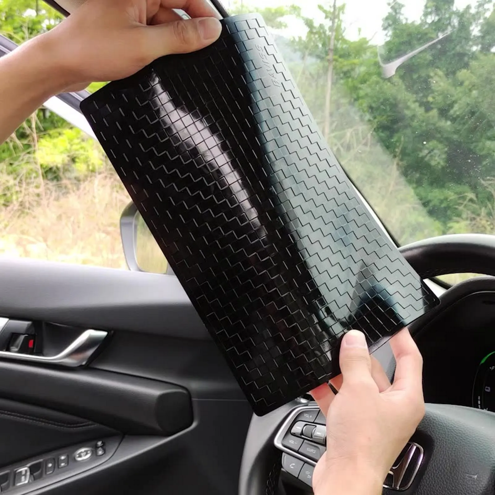 Auto anti-rutsch Pad für Handy & Co. –