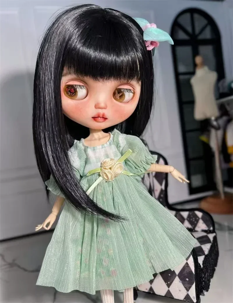 Stylish 1/6 Blythe Doll Outfit Accessories Set (No Socks Included)