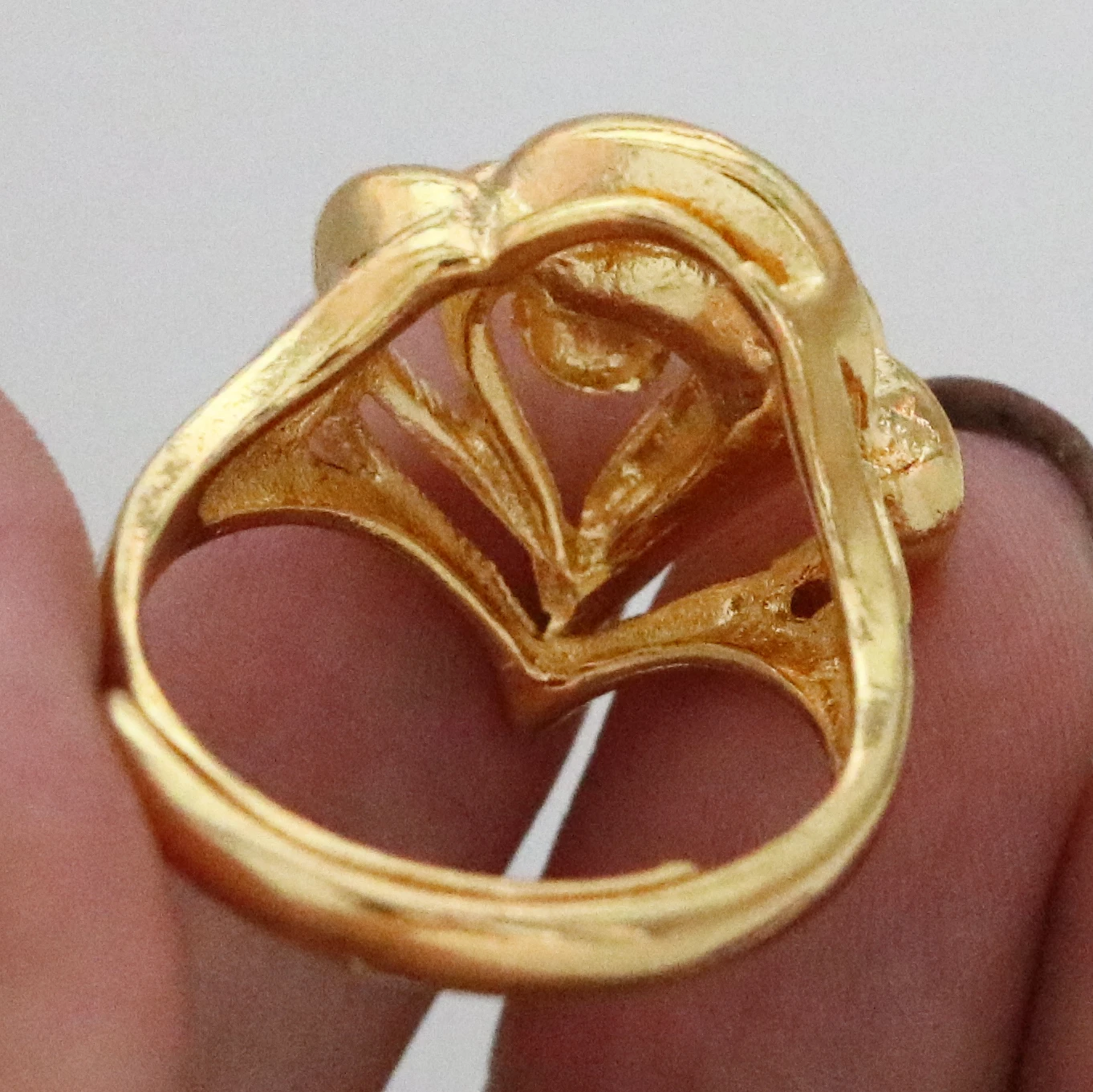 Fashionable Infinity Heart Diamond Gold Ring 3D model 3D printable |  CGTrader