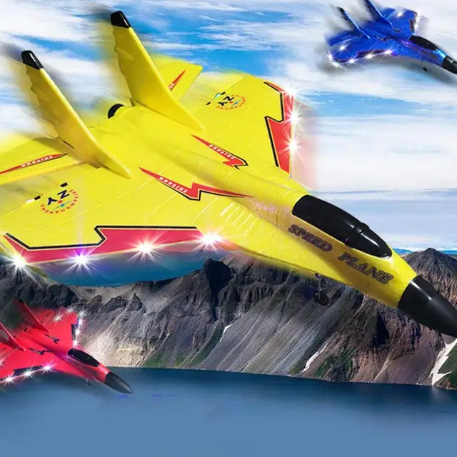 ドローン型飛行機ラジコン おもちゃ】簡単操作で360°フリップアクション！「ドローン飛行機