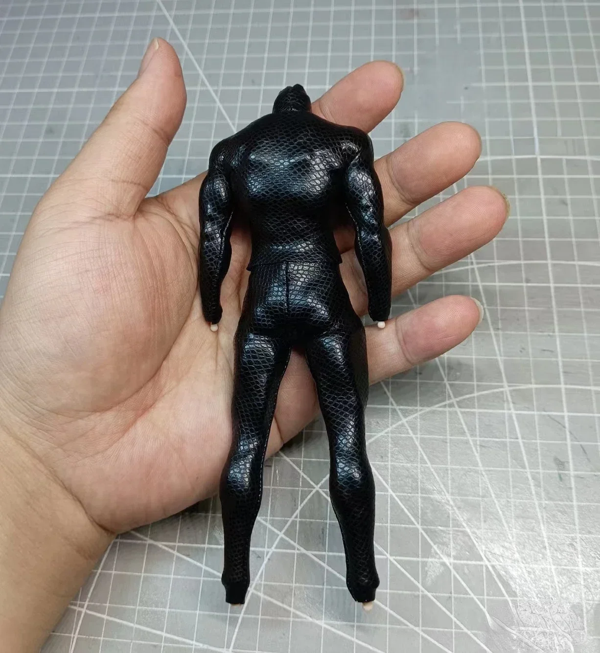 Black Tight Scaled Jumpsuit Model 1/12 Scale for 6'' RomankeyxCOWL