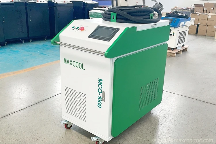 500W Handheld Mopa Pulse Fiber Laser Cleaning Machine Rust Painting Removal For Metal Wood