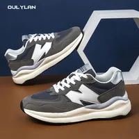 2025 classique course voyage requin chaussures éclat chaussures pour hommes Couple chaussures chaussures pour femmes chaussures de sport tout-match chaussures décontractées 1