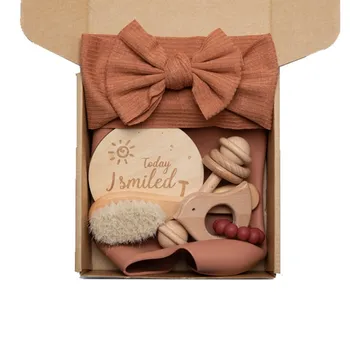 Zestaw prezentowy dla noworodka duży box wyprawka baby shower