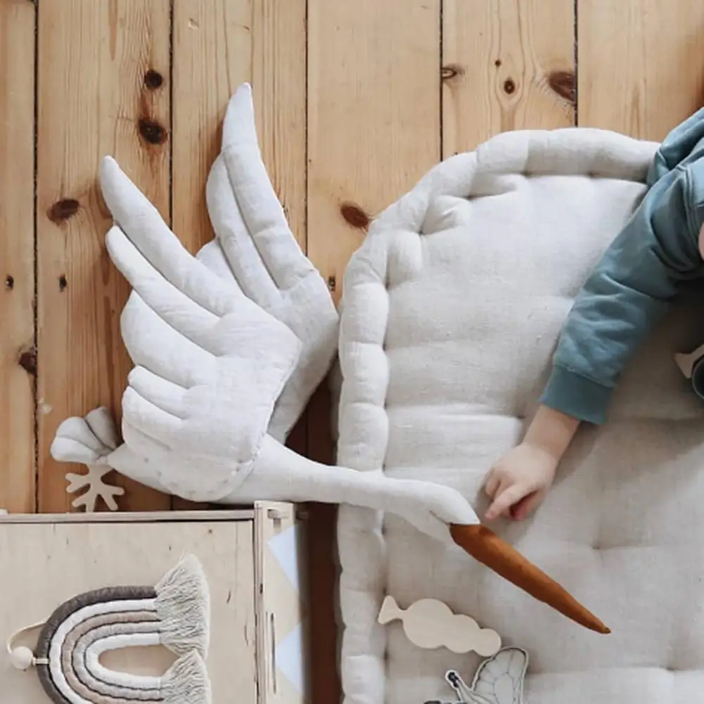 

Swan Hanging Decor Vivid Shape Polyester Child Hanging Stuffed Plush Toy Wall Hanging Swan Baby Soothing Pillow Room Decoration