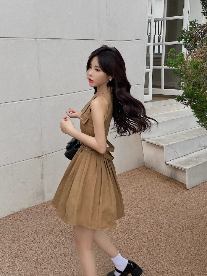 Vintage Korean Fashion Lapel Sleeveless Pleated Mini Dress