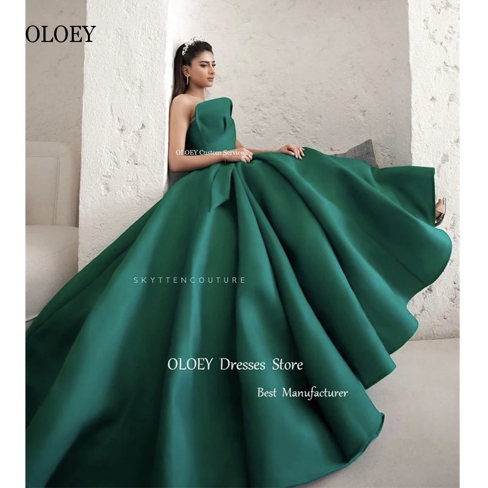 

OLOEY Emerald Green Satin Arabic Women Evening Dresses Strapless Pleats Princess Long Prom Gowns Formal Occasion Party Dress