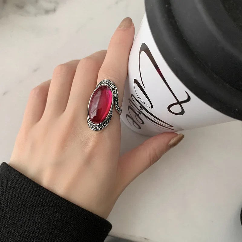 Engagement Rings Stone Rings Fashion Rings Fashion Ring Finger Rings Personality Exaggeration Vintage Red Garnet Stone Thai Silver Ladies Engagement Rings Jewelry For Women Birthday Gifts No Fade