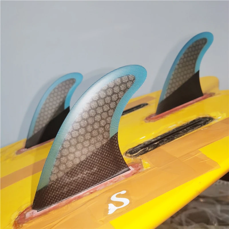 FCS トライフィンセット カーボンファイバー