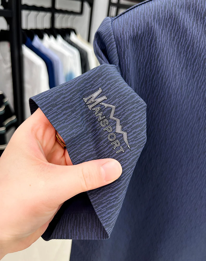 Personality texture striped short sleeve polo shirt men's light luxury brand summer silky breathable fashion embossed T-shirt 26 Sfa7b4a5d853042dbb314d97387dc0bf45