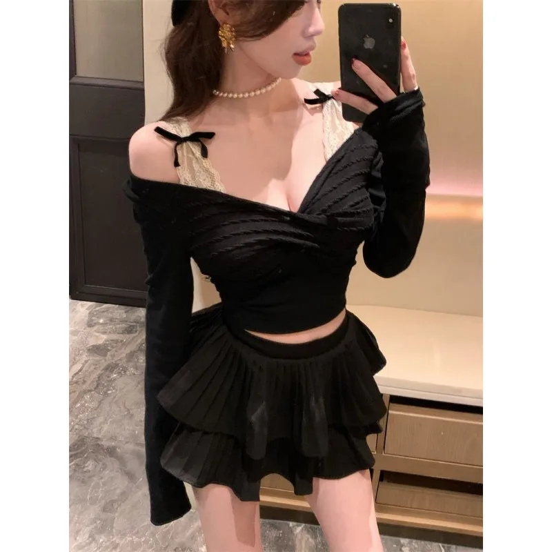 Pure Lust Style Fake Zweiteiliges Spitzenspleiß-T-Shirt für Frauen im Frühling und Herbst mit süßem, würzig schulterfreiem Slim-Top – Detail 2