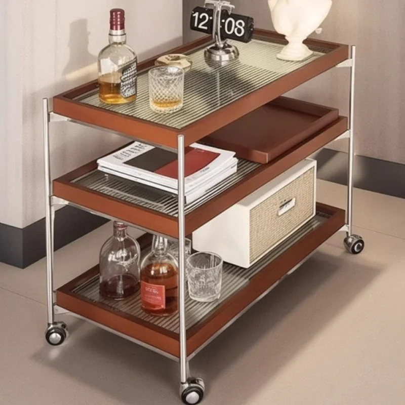 طاولة زاوية بجانب السرير بسيطة، عربة دوارة قديمة ل...