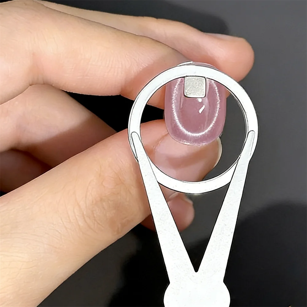 Magnetic Tool For Cat Eye Nail Art Designs And Manicure Effects_voghion.com