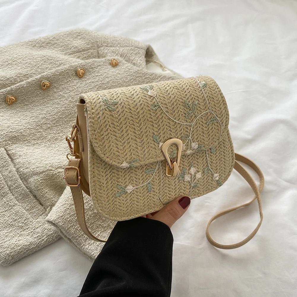Women Woven Shoulder Bag Adjustable Strap Crochet Hobo Bag Hasp Closure Weaving Flower Purse Female Summer Beach