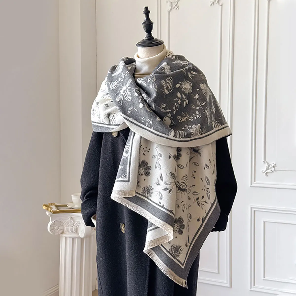 New Bee and Floral Design Winter Imitation Cashmere Jacquard Scarves High Quality Women Thick Shawl Ladies Wool Pashmina Scarf