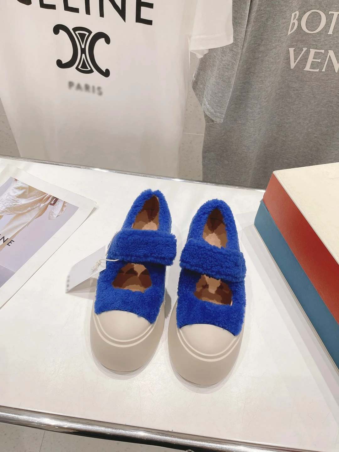 Рисунок 6 - Женская обувь ручной работы роскошного бренда