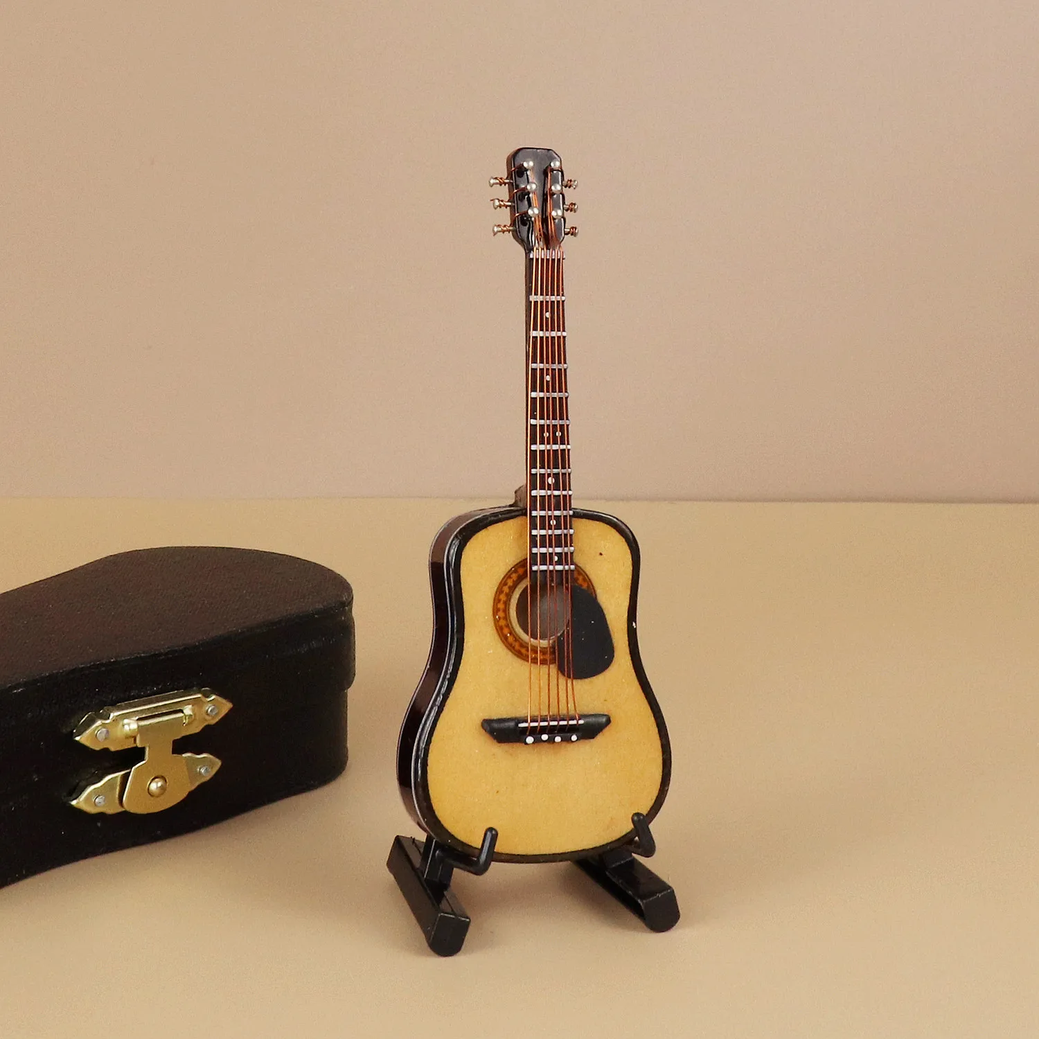 Objets Décoratifs Figurines 1/6 Guitare En Bois À Léchelle Avec Support De  Modèle STRAP Et Case Dollhouse Miniature Musical Instrument For Action Fig  Du 26,74 €