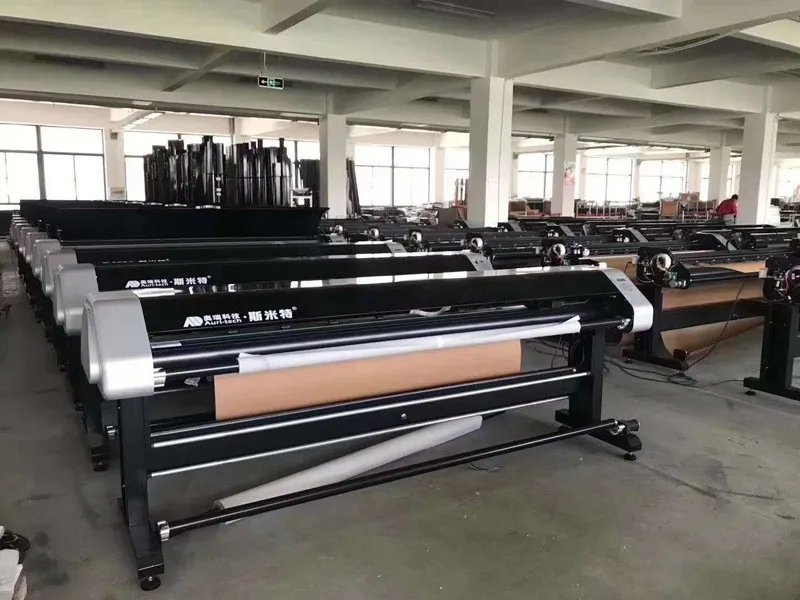 China HP45 Garment Inkjet Pattern Plotter / Inkjet Cutter Plotter 1.9m