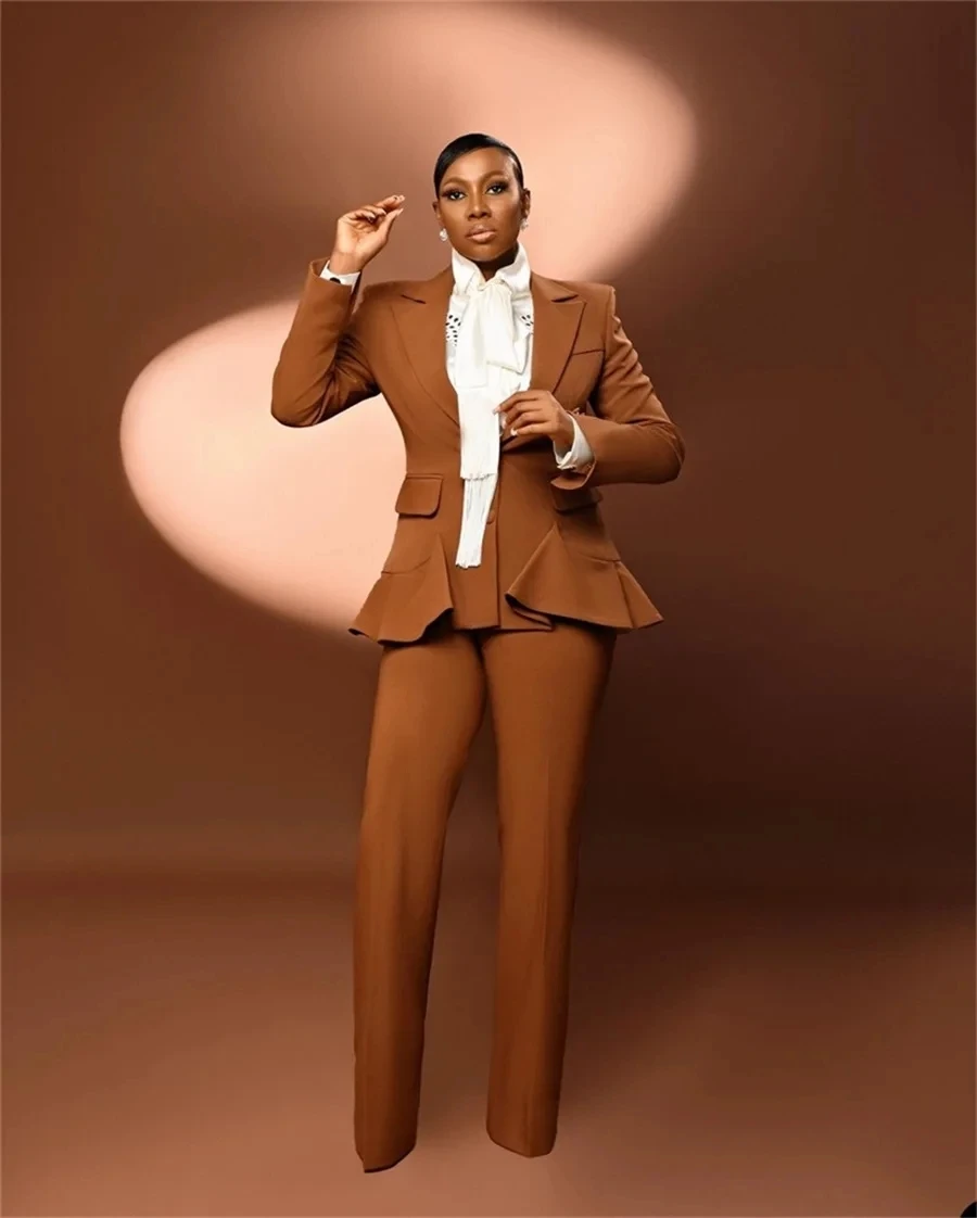 Fashion New DesignWomen Suits 2 Piecces Formal One Button Blazer Pants Folds Peaked Lapel Plus Size Tailored Mother Of The Bride