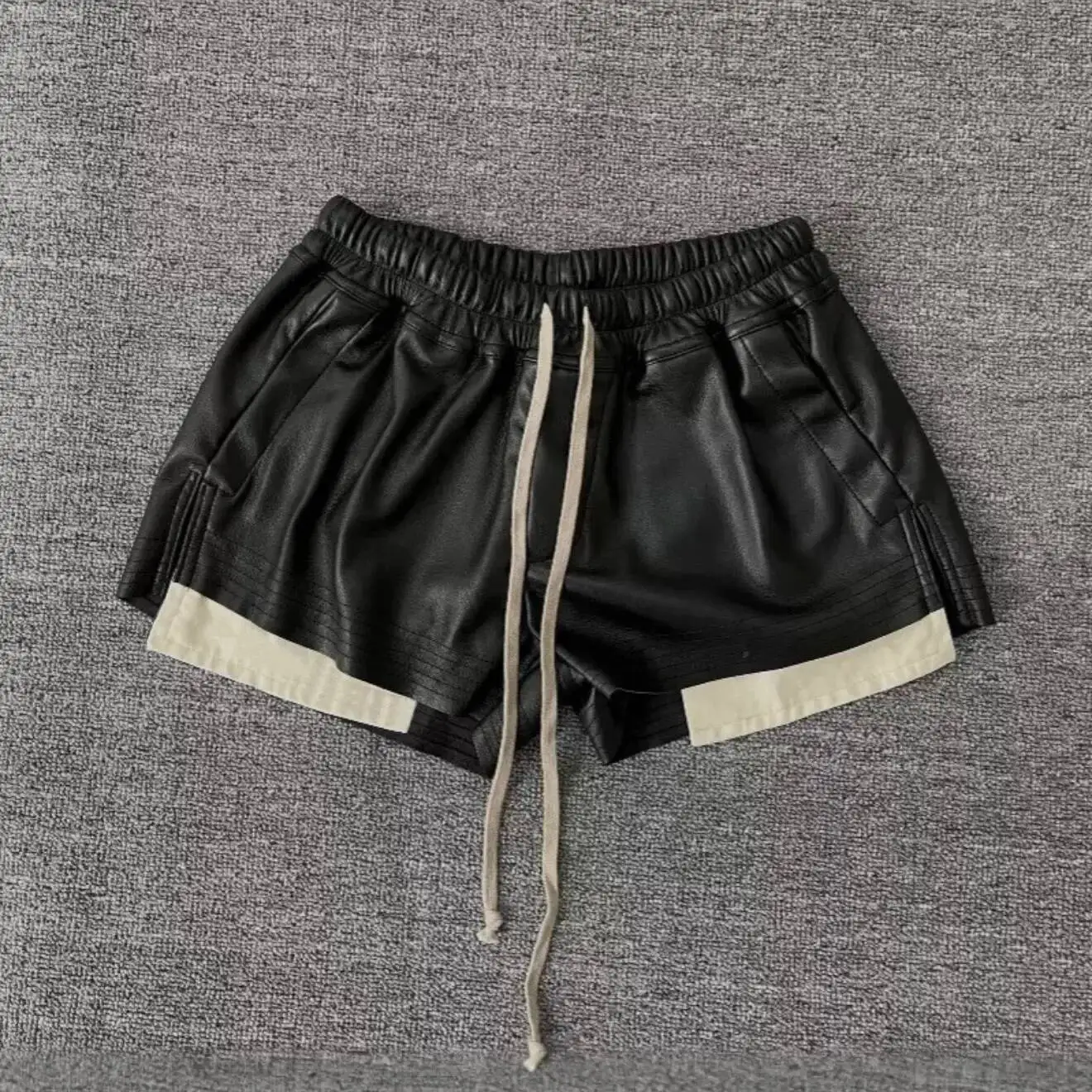 HKSH 2026 Summer New Women's PU Leather Shorts Dark RO Style Side Split Color Block Elastic Waisted Drawstring Hot Pants HK18687