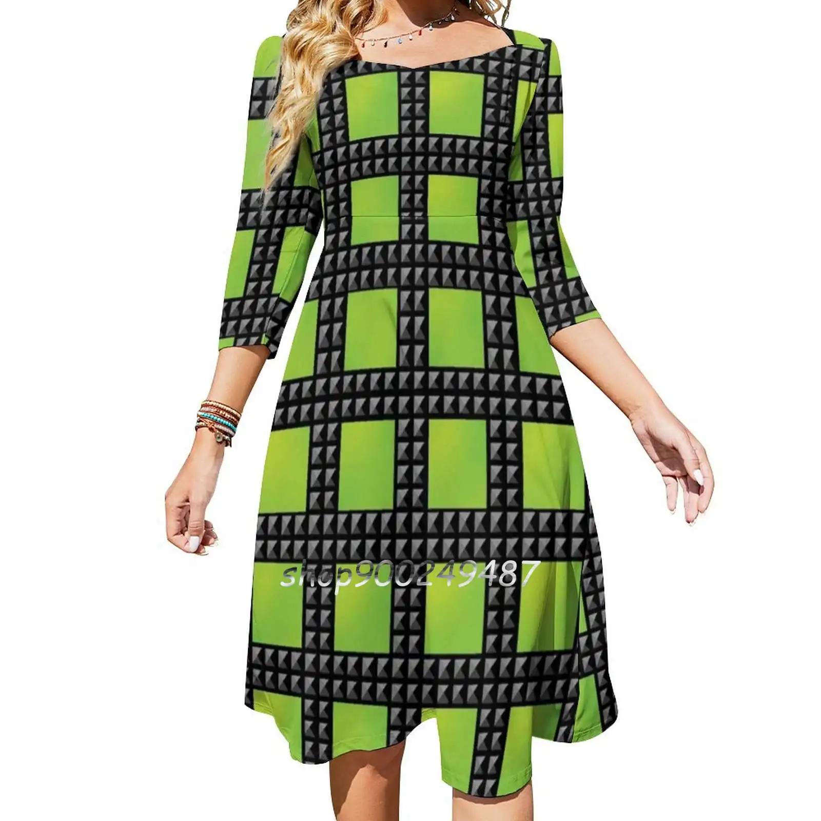 

Anne Boleyn Repeating Pattern Sweetheart Knot Flared Dress Fashion Design Large Size Loose Dress Six Six The Musical Anne