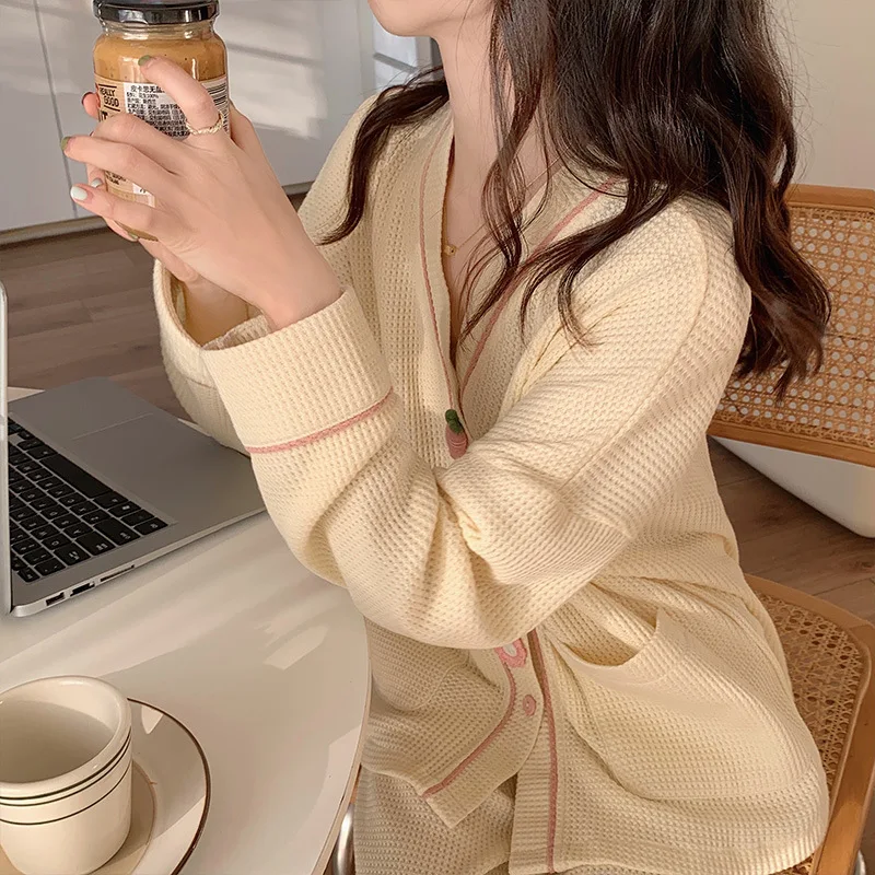 Korean Cute Bunny Pajamas Women's New Sweet Internet Celebrity Style Home Wear Two-Piece Set for Spring 2024