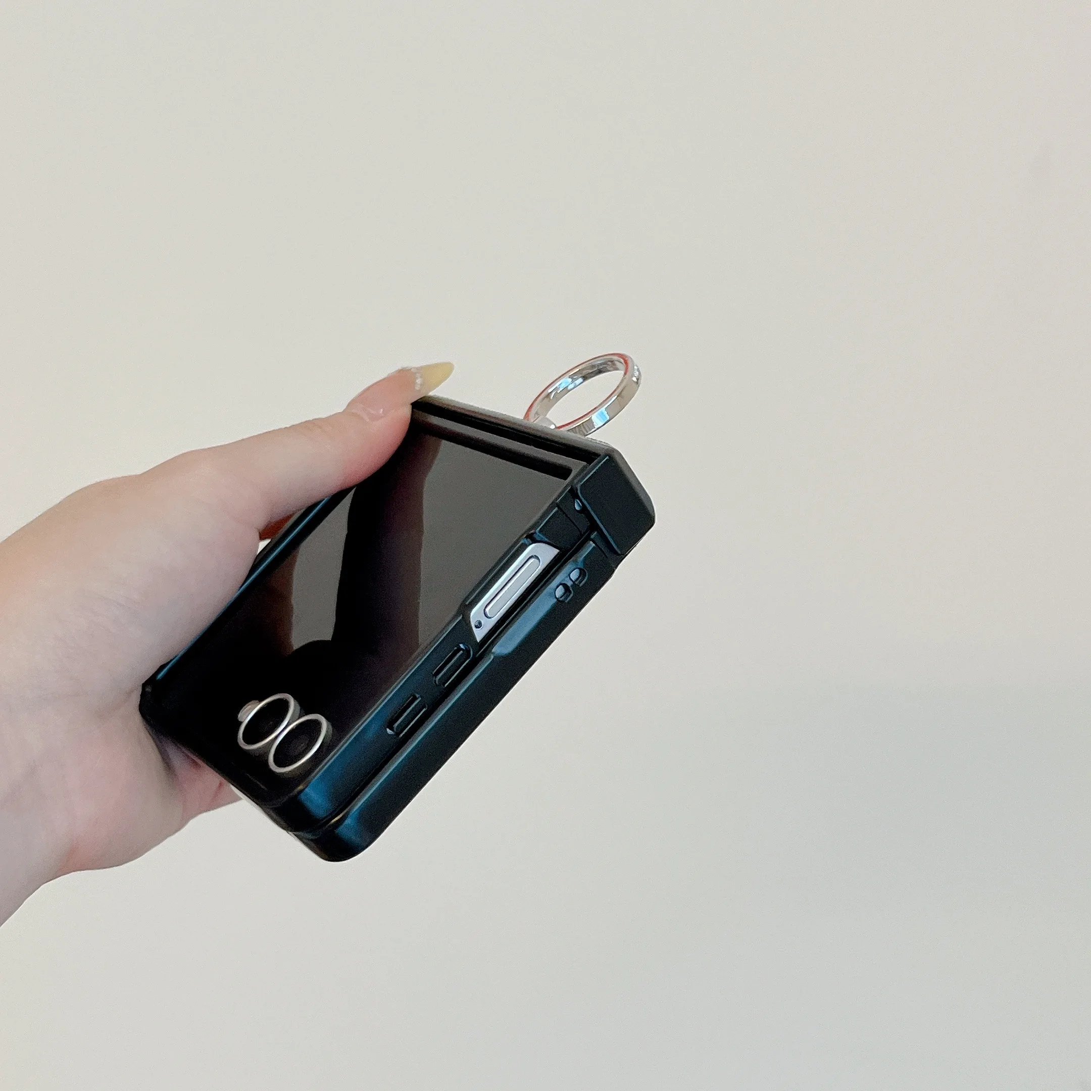 Magnetic Wave Pattern Protective Case For Samsung Z Flip Phone_voghion.com
