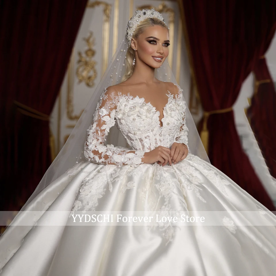 Customized Luxury Pearls Beading Sweetheart Wedding Dress 2025