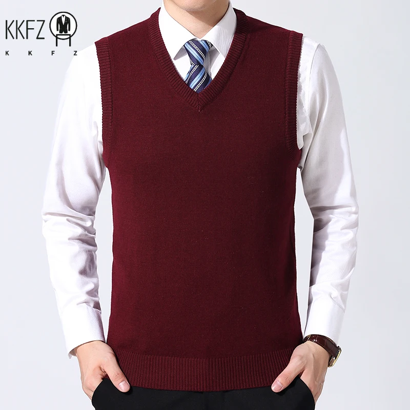 2024 Autumn Winter New Men's Solid Color V-neck Knitted Vest Casual Fashion Warm Sweater Versatile Top 4