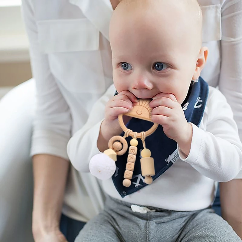 1pc Newborn Wooden Teething Rattle Toy Beech Animal Pendant Personalised Name Rattles Chew Baby Products Teethers For Baby 4