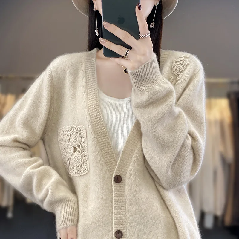 

23 Autumn Winter New Pure Wool Cardigan Women's V-Neck Solid Long Sleeve Hooked Flower 100% Pure Wool Loose Knitted Cardigan Top