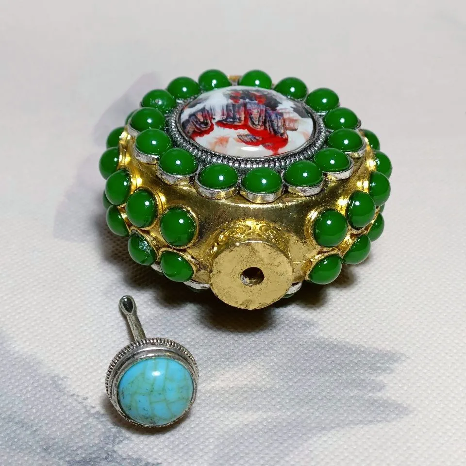 Pendant with Double-sided Glows at night Landscape map Sniffer bottle Handmade Locket Classical Ornament Charm Accessories