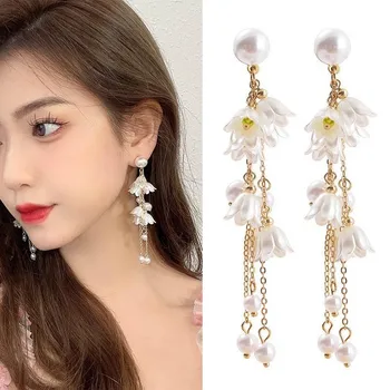 Korean Fashion Sweet Pearl Flower Drop Earrings For Women Jewelry 2025 Trending Elegant Women's Long Flowers Tassel Earrings