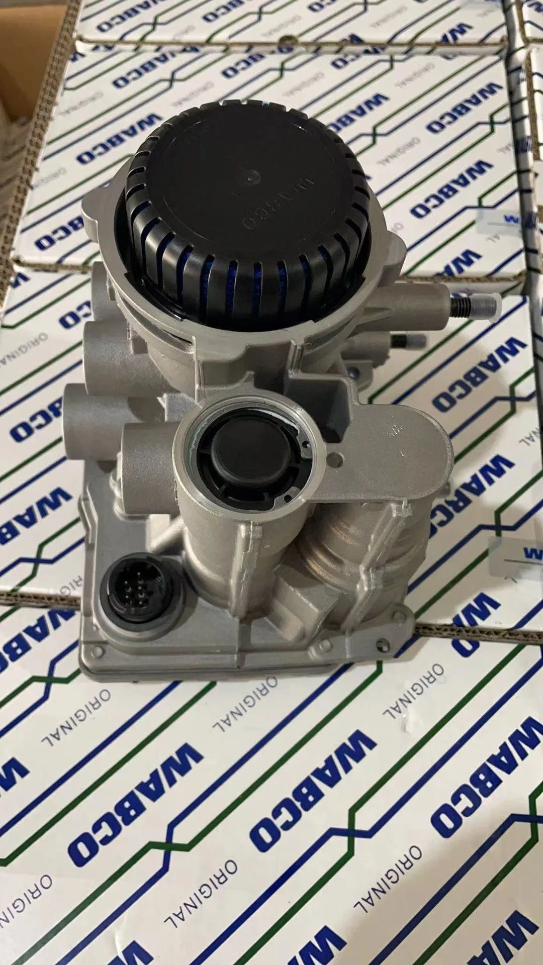 

4802040020 Trailer Control Valve