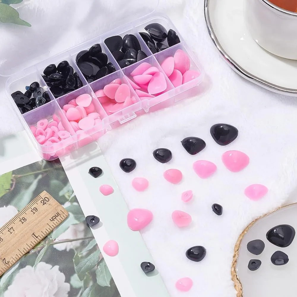 150 Pcs 2 Colors Triangle Crafting Noses Plastic D Shape Dog Safety Noses Teddy Bear Noses Cabochons Making Supplies