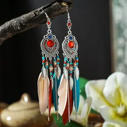 Elegant Boho Feather and Leaf Tassel Earrings with Rhinestone Accents (Multicolor)