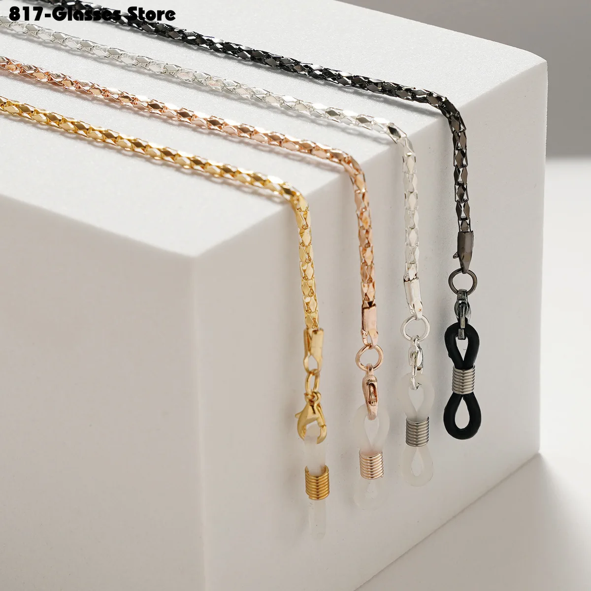 

Fashion Woman Sunglasses Chain Hollow Out Eyewear Strap Anti-Falling Eyeglasses Chain Myopia and Presbyopia Glasses Accessories