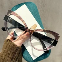 Nouvelles lunettes œil de chat haute définition à la mode avec grand cadre, conception de blocage de couleur et lunettes Anti-lumière bleue multicolores 4