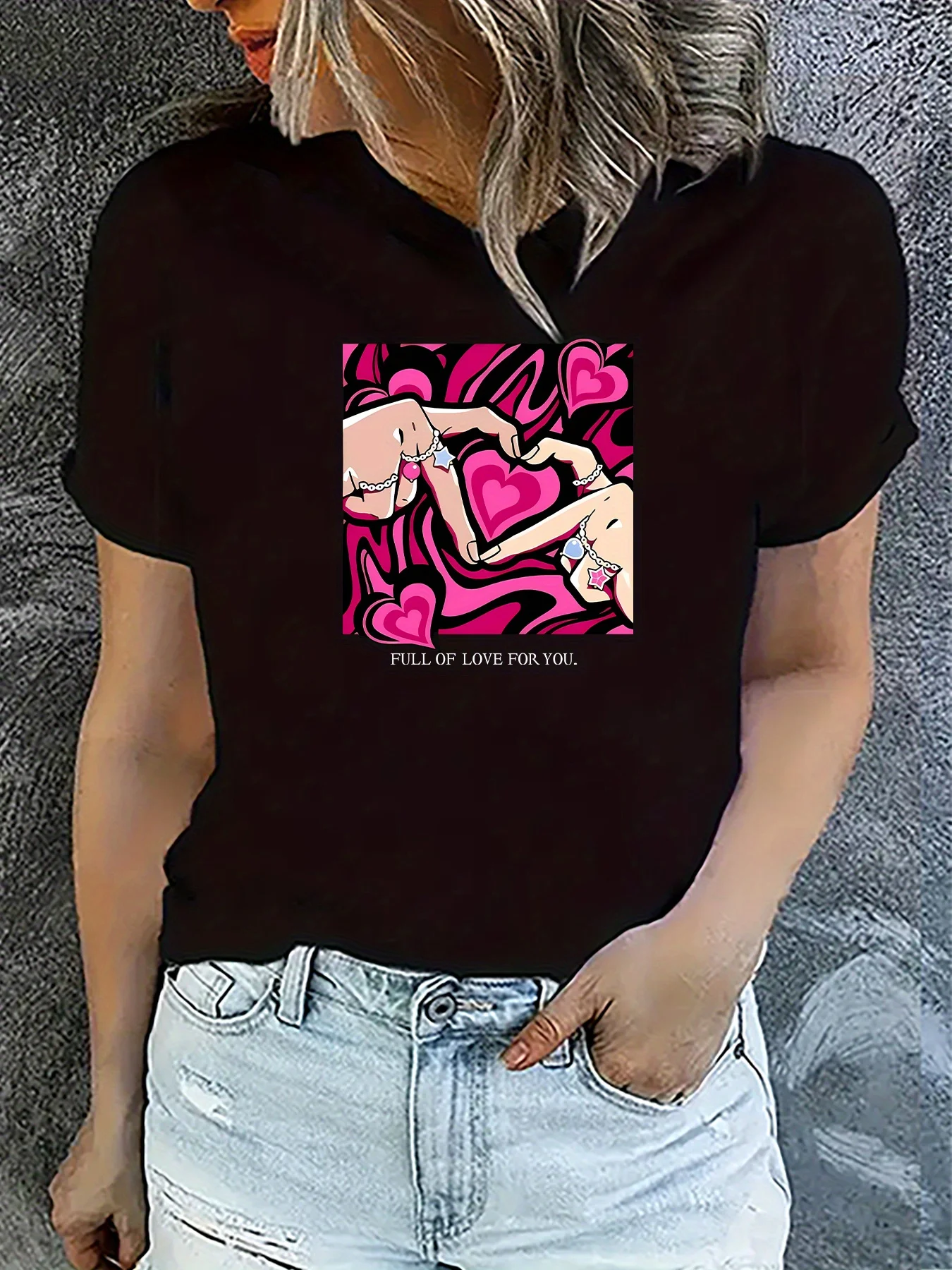 

Popular Love Heart Print T-Shirt, Fashion Casual Crew Neck Short Sleeve Sport T-Shirt, Casual Daily Tops, Women's Clothing