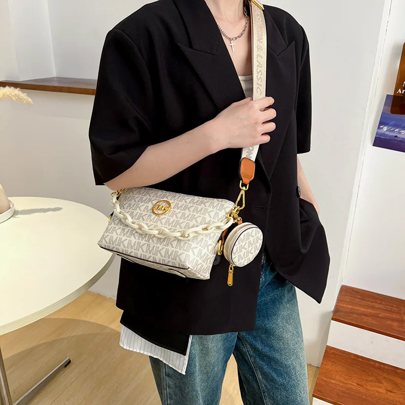 luxury fashion designer hand bag