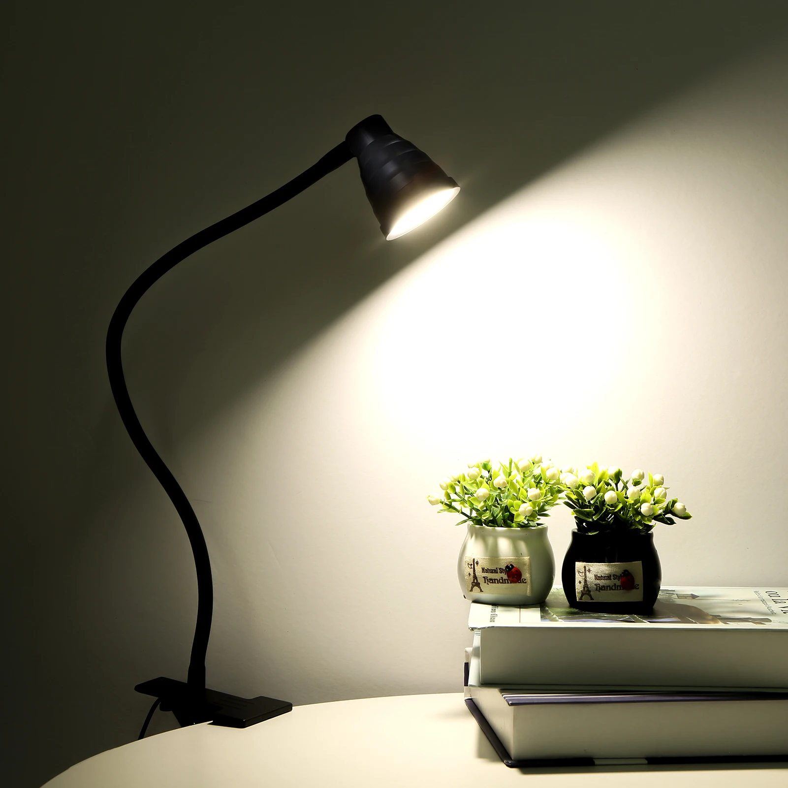 5W 24LEDs Table Desk Lamp Reading Beside Light Clamp CLip Lighting Fixture USB Powered 3 Colours for Home Office: 3 - 5 Days Free Delivery Only UK