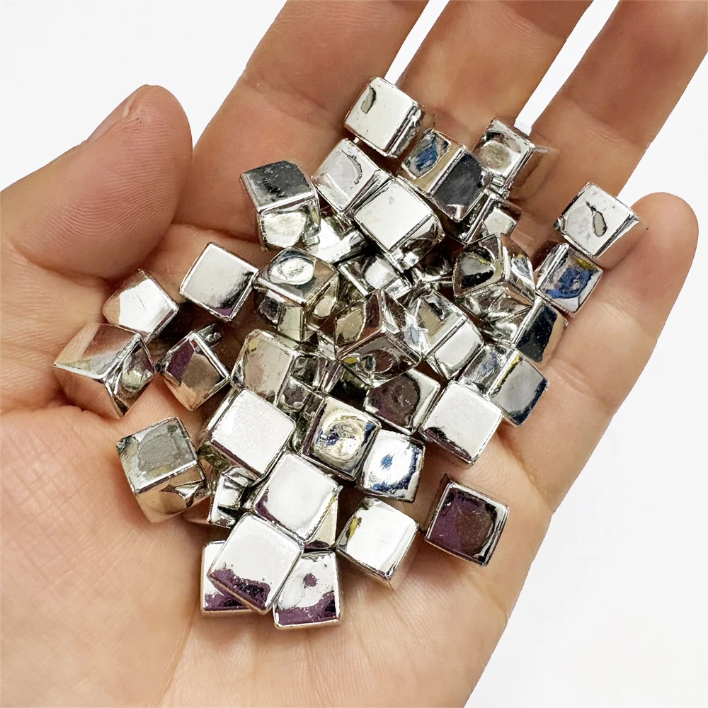 Set of 100 Clear Acrylic Dice