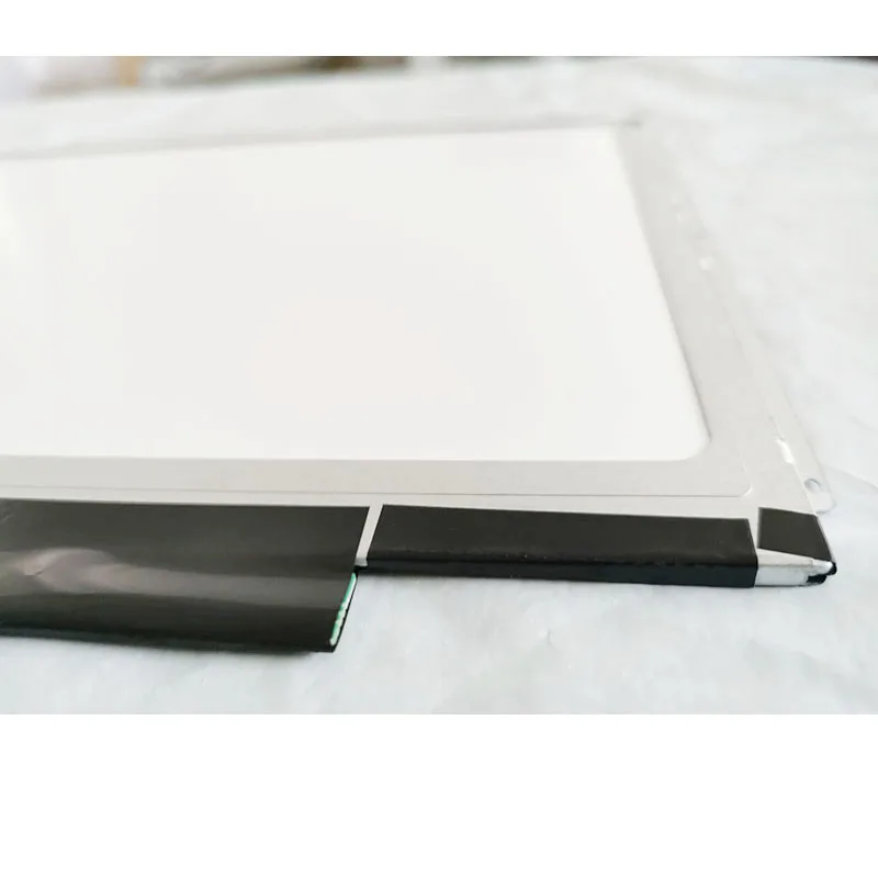 Dalle écran Dell Latitude E6320 13.3" HD LED - Remplacement DisplaySeek