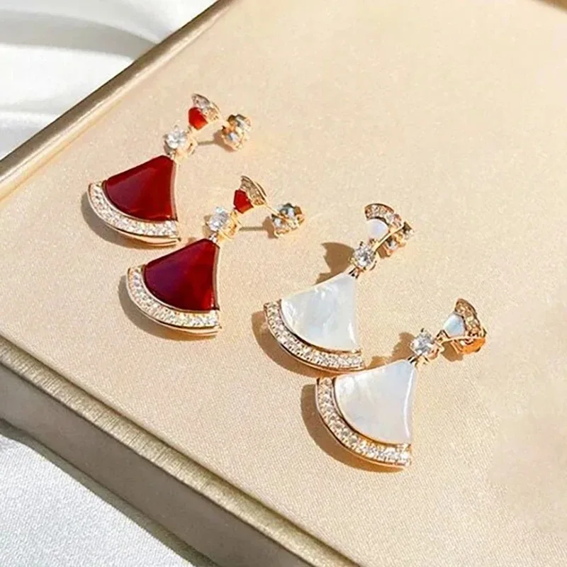 

2024 New Women's Fashion Jewelry 925 Sterling Silver Inlaid Natural Stone Earrings Fashion Brand Sweet and Romantic Valentine's